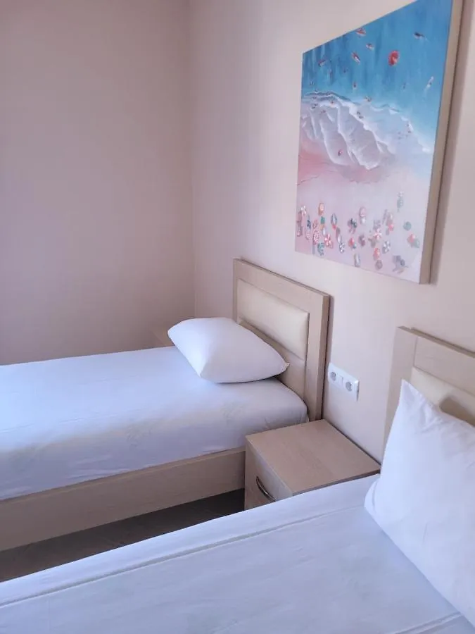 Marina Apartment Sarande 0*,